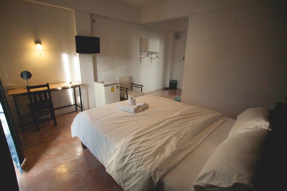 Isleep Guesthouse Chiang Mai Exterior foto